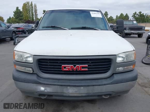 2000 GMC Sierra 1500 SLE with VIN 1GTEC19V9YE230300, listed as a IAAI auction lot 43401220 with 200,930 mi miles and . Bid and sale history available at DreamBid. Image 12.