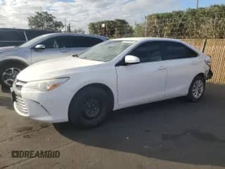2015 Toyota Camry SE with VIN 4T1BF1FKXFU487419, listed as a Copart auction lot 82404345 with 161,491 mi miles and Salvage title. Bid and sale history available at DreamBid. Image 1.
