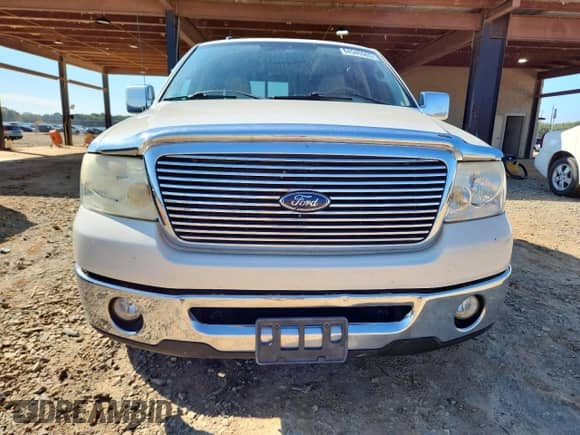 2008 Ford F-150 XLT с VIN 1FTPW12V08FA94806, выставлен на аукционе Copart как лот 84546565 с пробегом 232 068 миль миль и Списание • Salvage title. История ставок и продаж доступна на DreamBid. Изображение 5.