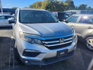 2016 Honda Pilot EX with VIN 5FNYF6H38GB060395, listed as a IAAI auction lot 43520992 with Not provided miles and . Bid and sale history available at DreamBid. Image 1.