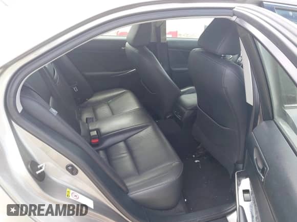 2016 Lexus IS 200t с VIN JTHBA1D24G5017676, выставлен на аукционе IAAI как лот 43074871 с пробегом 113 738 миль миль и . История ставок и продаж доступна на DreamBid. Изображение 8.