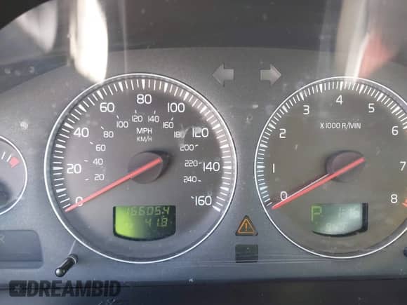 2007 Volvo S60 2.5L Turbo с VIN YV1RH592772606230, выставлен на аукционе IAAI как лот 42850053 с пробегом 166 054 миль миль и . История ставок и продаж доступна на DreamBid. Изображение 7.