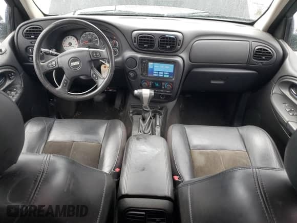2006 Chevrolet TrailBlazer LT z VIN 1GNET13H762239456, wystawiony jako Copart lot #73275744 z przebiegiem 127 453 mil mil oraz Szkoda całkowita • Salvage title. Historia ofert i sprzedaży dostępna na DreamBid. Obrazek 8.