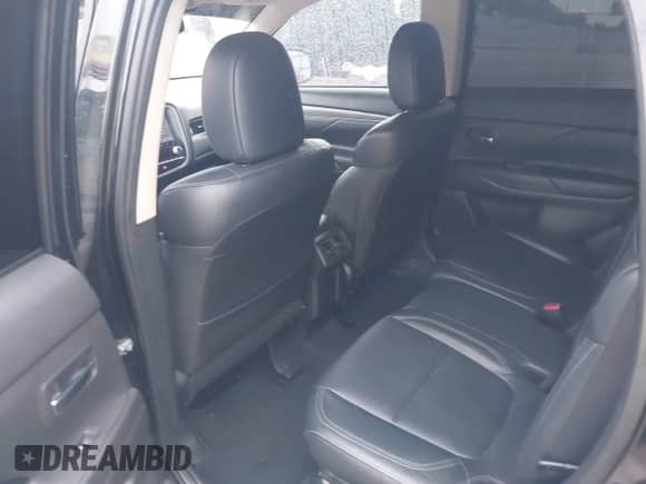 2020 Mitsubishi Outlander SE z VIN JA4AD3A3XLZ030748, wystawiony jako IAAI lot #42352856 z przebiegiem 139 556 mil mil oraz . Historia ofert i sprzedaży dostępna na DreamBid. Obrazek 12.