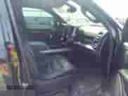 2020 Ram 1500 Rebel z VIN 1C6SRFLT8LN216085, wystawiony jako IAAI lot #41759180 z przebiegiem 74 182 mil mil oraz . Historia ofert i sprzedaży dostępna na DreamBid. Obrazek 5.