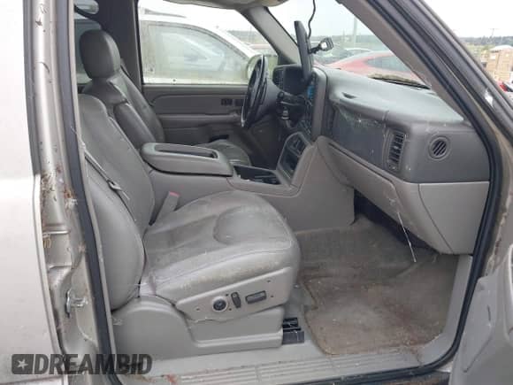 2004 Chevrolet Suburban LT с VIN 1GNFK16Z84J296909, выставлен на аукционе IAAI как лот 43203625 с пробегом 318 299 миль миль и . История ставок и продаж доступна на DreamBid. Изображение 5.