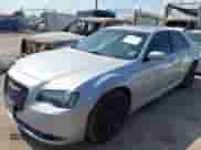 2019 Chrysler 300 S с VIN 2C3CCABG1KH556406, выставлен на аукционе IAAI как лот 43003447 с пробегом 59 166 миль миль и . История ставок и продаж доступна на DreamBid. Изображение 2.