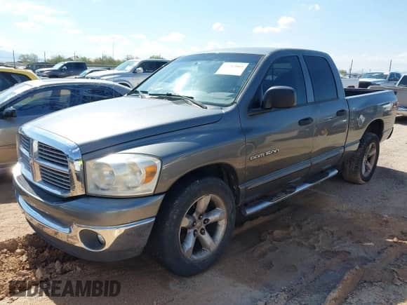 2007 Dodge 1500 SLT with VIN 1D7HA18N57S153208, listed as a IAAI auction lot 42762862 with 170,491 mi miles and . Bid and sale history available at DreamBid. Image 2.