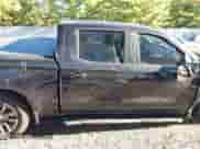 2023 Chevrolet Silverado 1500 LT z VIN 1GCPDDEK9PZ238990, wystawiony jako IAAI lot #43445604 z przebiegiem 44 284 mil mil oraz . Historia ofert i sprzedaży dostępna na DreamBid. Obrazek 13.