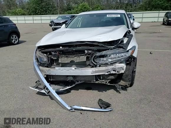 2018 Honda Accord EX-L z VIN 1HGCV2F66JA024760, wystawiony jako Copart lot #86138225 z przebiegiem 134 917 mil mil oraz Nie do naprawy • Non repairable. Historia ofert i sprzedaży dostępna na DreamBid. Obrazek 13.