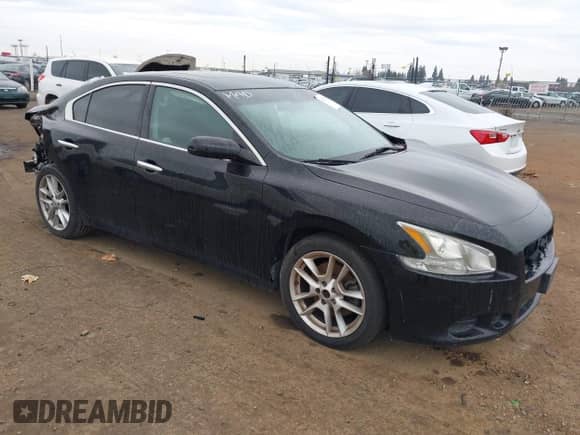 2013 Nissan Maxima SV z VIN 1N4AA5AP4DC803205, wystawiony jako IAAI lot #41714711 z przebiegiem 73 288 mil mil oraz . Historia ofert i sprzedaży dostępna na DreamBid. Obrazek 1.