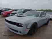 2022 Dodge Challenger R/T Scat Pack z VIN 2C3CDZFJ0NH226875, wystawiony jako IAAI lot #42299782 z przebiegiem 28 200 mil mil oraz . Historia ofert i sprzedaży dostępna na DreamBid. Obrazek 2.