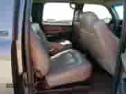 2001 Chevrolet Suburban LS с VIN 3GNEC16T51G253565, выставлен на аукционе Copart как лот 71024374 с пробегом 257 043 миль миль и Чистый • Clean title. История ставок и продаж доступна на DreamBid. Изображение 11.