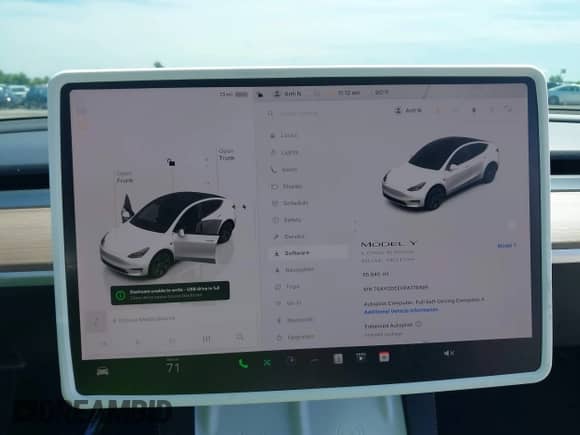 2023 Tesla Model Y Long Range z VIN 7SAYGDEE0PA178495, wystawiony jako IAAI lot #42507571 z przebiegiem 55 840 mil mil oraz . Historia ofert i sprzedaży dostępna na DreamBid. Obrazek 7.
