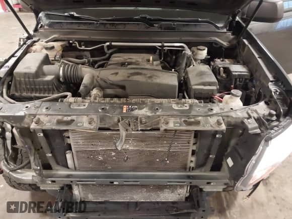 2016 Chevrolet Colorado 2WD WT z VIN 1GCHSBEA4G1270668, wystawiony jako IAAI lot #42968178 z przebiegiem 115 077 mil mil oraz . Historia ofert i sprzedaży dostępna na DreamBid. Obrazek 10.