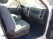 2020 Ram 1500 Tradesman с VIN 3C6JR6DT8LG272093, выставлен на аукционе IAAI как лот 41707230 с пробегом 52 453 миль миль и . История ставок и продаж доступна на DreamBid. Изображение 5.