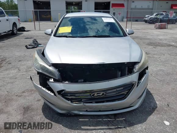 2015 Hyundai Sonata Limited z VIN 5NPE34AF4FH237254, wystawiony jako IAAI lot #42957512 z przebiegiem 107 626 mil mil oraz . Historia ofert i sprzedaży dostępna na DreamBid. Obrazek 6.