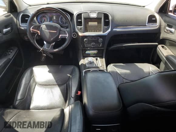 2016 Chrysler 300 C с VIN 2C3CCAEG8GH343018, выставлен на аукционе Copart как лот 68912245 с пробегом 109 032 миль миль и Списание • Salvage title. История ставок и продаж доступна на DreamBid. Изображение 8.