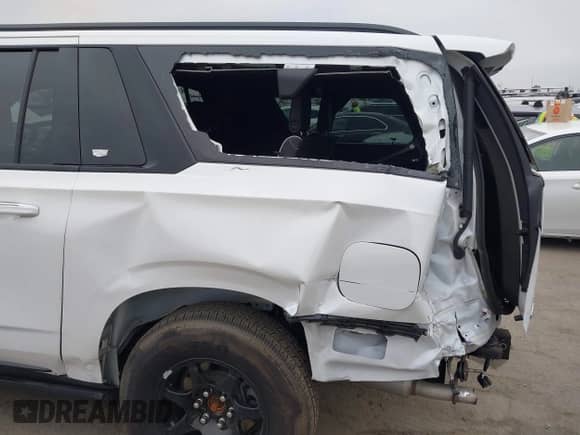 2021 Cadillac Escalade ESV с VIN 1GYS3PKLXMR324178, выставлен на аукционе IAAI как лот 42035022 с пробегом 35 448 миль миль и . История ставок и продаж доступна на DreamBid. Изображение 6.