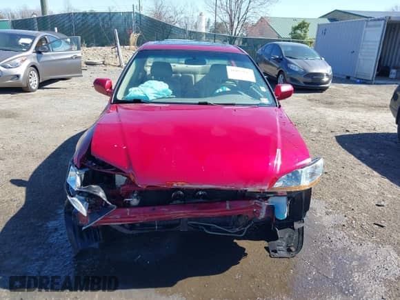 2001 Honda Accord EX с VIN 1HGCG66841A052284, выставлен на аукционе IAAI как лот 41817245 с пробегом 112 488 миль миль и . История ставок и продаж доступна на DreamBid. Изображение 6.