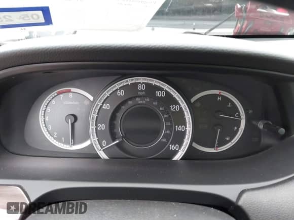 2016 Honda Accord EX-L z VIN 1HGCR3F84GA028374, wystawiony jako IAAI lot #42174388 z przebiegiem Nie podano mil oraz . Historia ofert i sprzedaży dostępna na DreamBid. Obrazek 7.