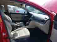 2017 Hyundai Elantra SE с VIN KMHD84LF4HU425447, выставлен на аукционе IAAI как лот 42575586 с пробегом 65 554 миль миль и . История ставок и продаж доступна на DreamBid. Изображение 5.