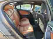 2015 Volvo S60 T5 Premier с VIN YV1612TK0F2340773, выставлен на аукционе Copart как лот 71078425 с пробегом 50 688 миль миль и Списание • Salvage title. История ставок и продаж доступна на DreamBid. Изображение 10.