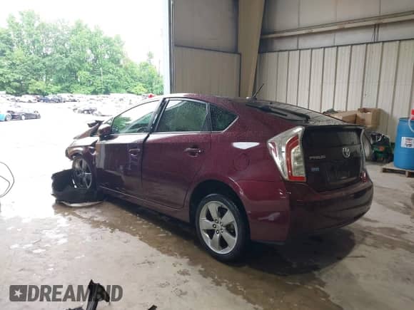 2013 Toyota Prius One z VIN JTDKN3DU9D5584318, wystawiony jako IAAI lot #42246950 z przebiegiem Nie podano mil oraz . Historia ofert i sprzedaży dostępna na DreamBid. Obrazek 3.