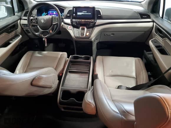 2019 Honda Odyssey EX-L with VIN 5FNRL6H70KB046127, listed as a Copart auction lot 81918545 with 116,480 mi miles and Non repairable. Bid and sale history available at DreamBid. Image 8.