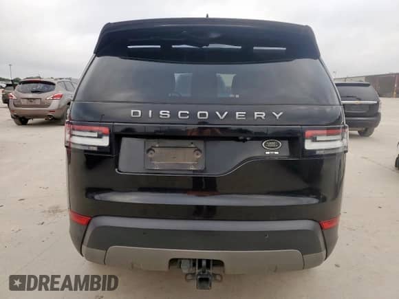 2017 Land Rover Discovery SE with VIN SALRGBBVXHA047333, listed as a Copart auction lot 61579075 with 84,808 mi miles and Salvage title. Bid and sale history available at DreamBid. Image 6.