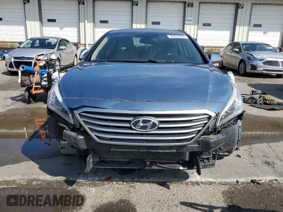 2015 Hyundai Sonata SE с VIN 5NPE24AF0FH077439, выставлен на аукционе Copart как лот 65072975 с пробегом 115 618 миль миль и Списание • Salvage title. История ставок и продаж доступна на DreamBid. Изображение 5.