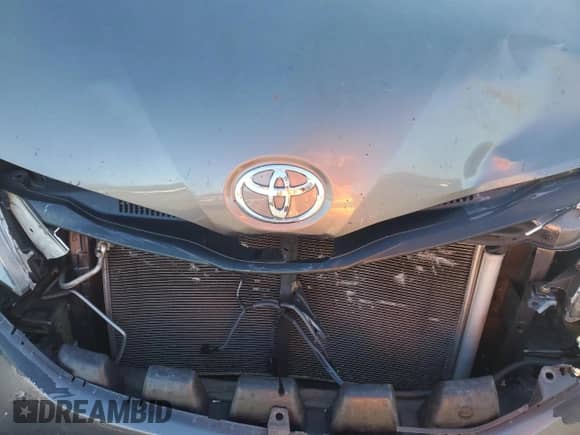 2014 Toyota Sienna L with VIN 5TDZK3DC5ES459617, listed as a Copart auction lot 85784815 with 162,085 mi miles and Salvage title. Bid and sale history available at DreamBid. Image 12.
