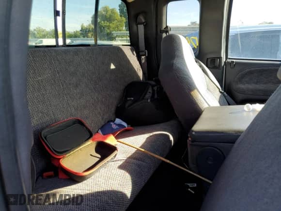 2001 Dodge 2500 with VIN 1B7KC23W21J197308, listed as a Copart auction lot 72334614 with Not provided miles and Salvage title. Bid and sale history available at DreamBid. Image 10.