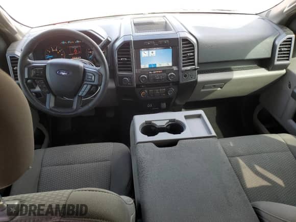 2017 Ford F-150 XL with VIN 1FTEW1EG2HKE15336, listed as a Copart auction lot 70280615 with 139,588 mi miles and Salvage title. Bid and sale history available at DreamBid. Image 8.