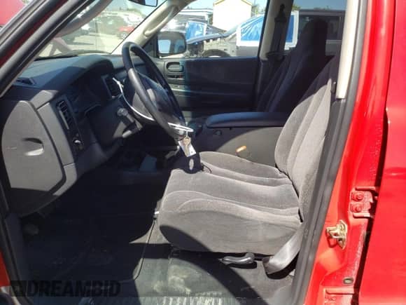 2003 Dodge Dakota с VIN 1D7HL48ZX3S306271, выставлен на аукционе Copart как лот 67478865 с пробегом 73 482 миль миль и Списание • Salvage title. История ставок и продаж доступна на DreamBid. Изображение 7.