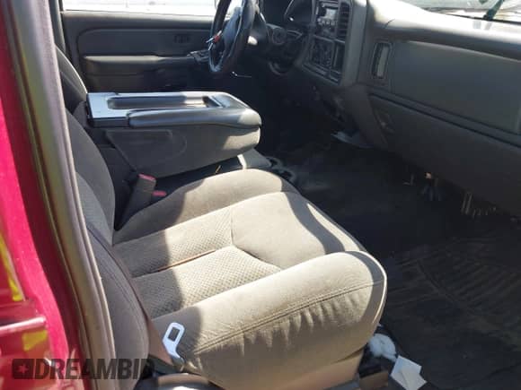 2005 Chevrolet Silverado 1500 Z71 с VIN 2GCEK13T551143145, выставлен на аукционе IAAI как лот 42257668 с пробегом 181 147 миль миль и . История ставок и продаж доступна на DreamBid. Изображение 5.