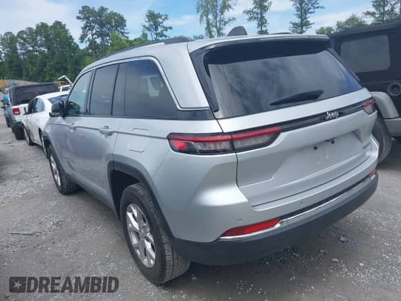 2023 Jeep Grand Cherokee Limited with VIN 1C4RJGBG1PC587289, listed as a IAAI auction lot 42496587 with 75,292 mi miles and . Bid and sale history available at DreamBid. Image 3.