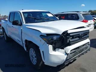 2024 Toyota Tacoma TRD Off Road with VIN 3TMLB5JN5RM057125, listed as a IAAI auction lot 43274488 with 22,542 mi miles and . Bid and sale history available at DreamBid. Image 1.
