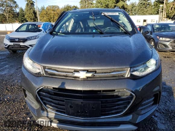 2020 Chevrolet Trax LT with VIN 3GNCJPSB0LL199308, listed as a Copart auction lot 81931825 with 76,912 mi miles and Salvage title. Bid and sale history available at DreamBid. Image 5.