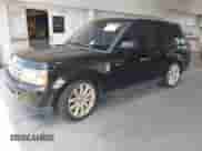 2007 Land Rover Range Rover Sport SC z VIN SALSH23497A104110, wystawiony jako IAAI lot #42732800 z przebiegiem 167 307 mil mil oraz . Historia ofert i sprzedaży dostępna na DreamBid. Obrazek 2.