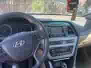 2015 Hyundai Sonata Limited с VIN 5NPE34AFXFH218336, выставлен на аукционе Copart как лот 83989105 с пробегом 136 062 миль миль и Чистый • Clean title. История ставок и продаж доступна на DreamBid. Изображение 9.