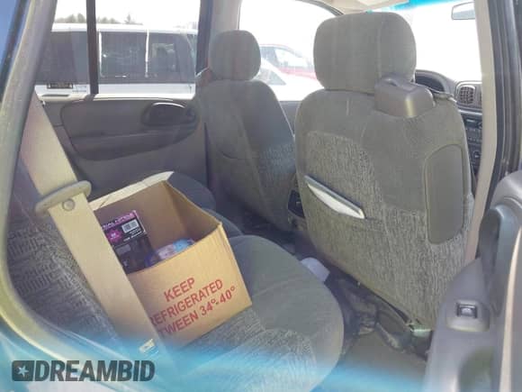 2002 Chevrolet TrailBlazer LTZ с VIN 1GNDT13S122189137, выставлен на аукционе IAAI как лот 41823227 с пробегом 115 613 миль миль и . История ставок и продаж доступна на DreamBid. Изображение 8.