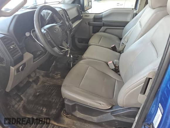 2016 Ford F-150 XLT z VIN 1FTFX1EF3GKD46888, wystawiony jako Copart lot #61362475 z przebiegiem 235 205 mil mil oraz Czysty tytuł • Clean title. Historia ofert i sprzedaży dostępna na DreamBid. Obrazek 7.