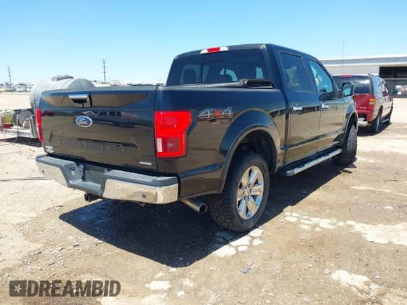 2018 Ford F-150 XL z VIN 1FTEW1EP8JFA92893, wystawiony jako IAAI lot #42305582 z przebiegiem 134 427 mil mil oraz . Historia ofert i sprzedaży dostępna na DreamBid. Obrazek 4.