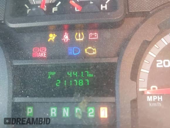 2011 Ford Econoline Cargo Commercial with VIN 1FTSE3EL6BDB29886, listed as a IAAI auction lot 41958479 with 211,787 mi miles and . Bid and sale history available at DreamBid. Image 16.