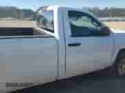 2015 Chevrolet Silverado 1500 Work Truck z VIN 1GCNCPEC5FZ185529, wystawiony jako Copart lot #82350375 z przebiegiem 131 790 mil mil oraz Czysty tytuł • Clean title. Historia ofert i sprzedaży dostępna na DreamBid. Obrazek 10.