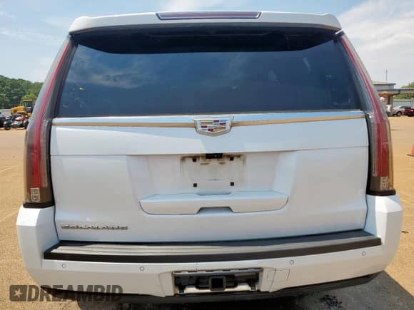 2017 Cadillac Escalade Premium Luxury z VIN 1GYS4CKJXHR224186, wystawiony jako Copart lot #70547135 z przebiegiem 171 946 mil mil oraz Czysty tytuł • Clean title. Historia ofert i sprzedaży dostępna na DreamBid. Obrazek 6.