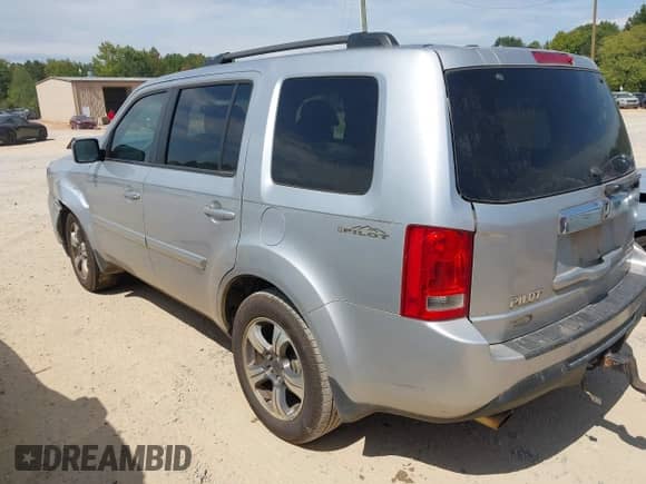 2015 Honda Pilot SE with VIN 5FNYF3H33FB009416, listed as a IAAI auction lot 43137023 with 231,984 mi miles and . Bid and sale history available at DreamBid. Image 3.