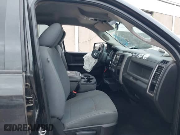 2017 Ram 1500 Tradesman z VIN 1C6RR6FG3HS570344, wystawiony jako IAAI lot #41135258 z przebiegiem 139 215 mil mil oraz . Historia ofert i sprzedaży dostępna na DreamBid. Obrazek 5.