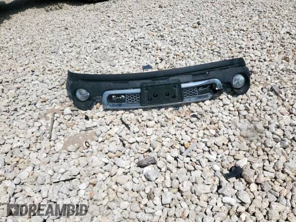 2011 GMC Sierra 1500 Denali with VIN 3GTP1XE2XBG368389, listed as a Copart auction lot 59590585 with 77,792 mi miles and Salvage title. Bid and sale history available at DreamBid. Image 12.